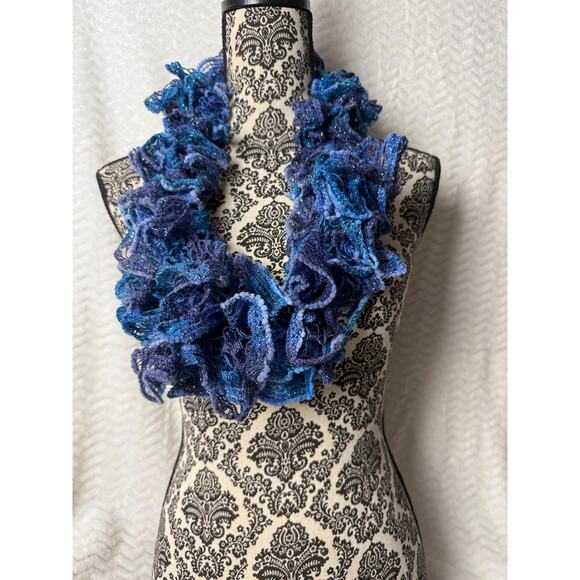 Ruffle Scarf, Infinity scarf, cowl neck scarf, Frilly Scarf, Crochet, Handmade, - Picture 6 of 7